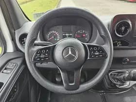 Mercedes-Benz Sprinter thumbnail 10