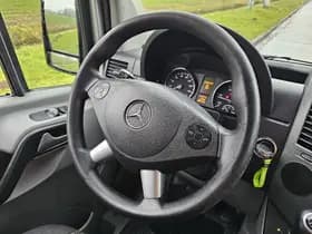 Mercedes-Benz Sprinter thumbnail 8