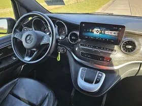 Mercedes-Benz Eqv thumbnail 7