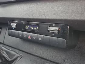 Mercedes-Benz Sprinter thumbnail 9