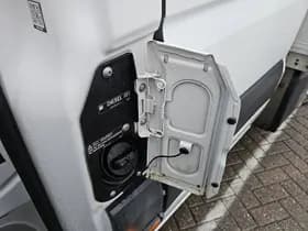 Mercedes-Benz Sprinter thumbnail 15