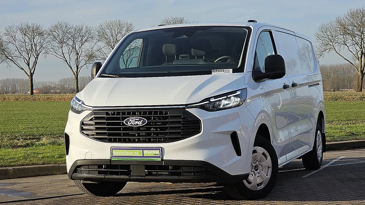 Ford Transit — foto 1
