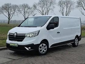 Renault Trafic thumbnail 2