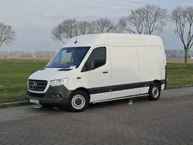 Mercedes-Benz Sprinter thumbnail 2