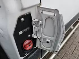 Mercedes-Benz Sprinter thumbnail 16