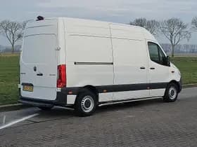Mercedes-Benz Sprinter thumbnail 3