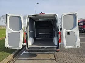 Mercedes-Benz Sprinter thumbnail 12