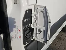 Mercedes-Benz Sprinter thumbnail 18