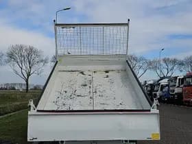 Mercedes-Benz Sprinter thumbnail 11