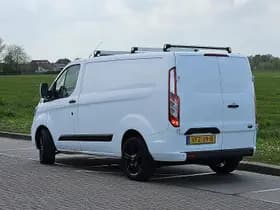 Ford Transit thumbnail 5