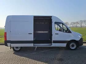 Mercedes-Benz Sprinter thumbnail 14