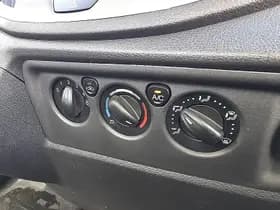 Ford Transit thumbnail 9