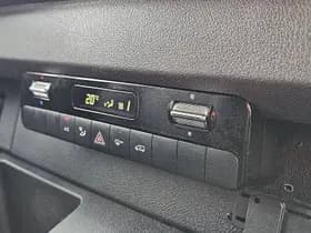 Mercedes-Benz Sprinter thumbnail 9