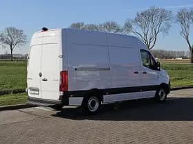 Mercedes-Benz Sprinter thumbnail 3