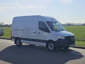 Mercedes-Benz Sprinter thumbnail 4