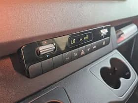 Mercedes-Benz Sprinter thumbnail 9