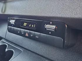 Mercedes-Benz Sprinter thumbnail 9