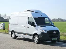 Mercedes-Benz Sprinter thumbnail 4