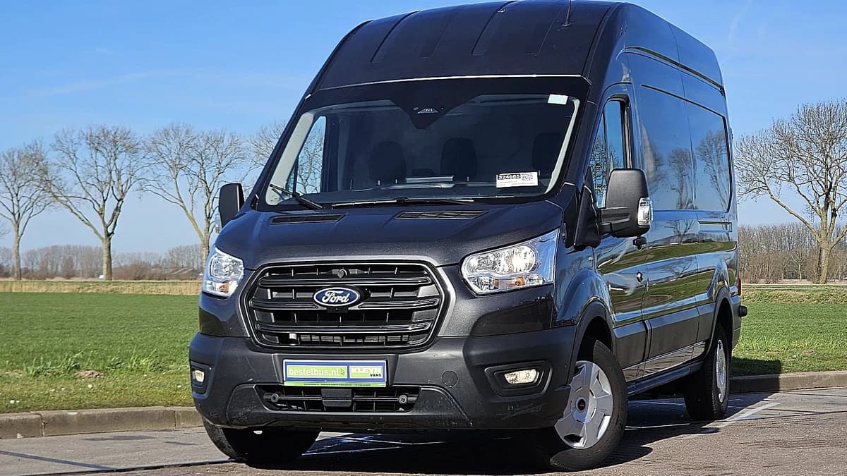 Ford Transit — foto 1