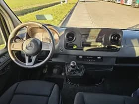 Mercedes-Benz Sprinter thumbnail 7