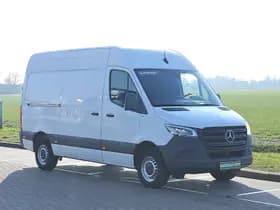 Mercedes-Benz Sprinter thumbnail 4