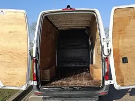 Mercedes-Benz Sprinter thumbnail 13
