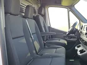 Mercedes-Benz Sprinter thumbnail 6
