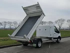 Ford Transit thumbnail 3