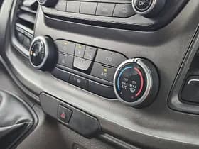 Ford Transit thumbnail 9