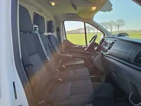Ford Transit thumbnail 6
