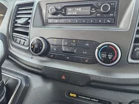 Ford Transit thumbnail 9