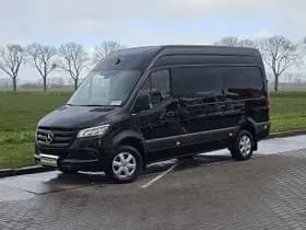 Mercedes-Benz Sprinter thumbnail 2