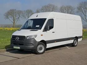 Mercedes-Benz Sprinter thumbnail 2
