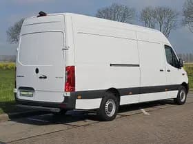 Mercedes-Benz Sprinter thumbnail 3