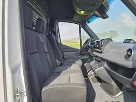 Mercedes-Benz Sprinter thumbnail 6
