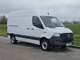 Mercedes-Benz Sprinter thumbnail 4