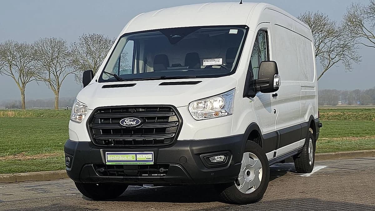 Ford Transit — foto 1