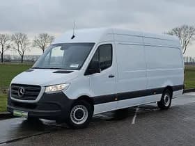 Mercedes-Benz Sprinter thumbnail 2