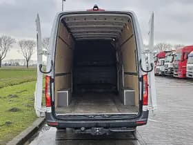 Mercedes-Benz Sprinter thumbnail 13