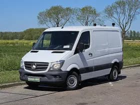 Mercedes-Benz Sprinter thumbnail 2