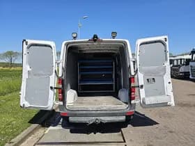 Mercedes-Benz Sprinter thumbnail 14