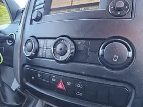 Mercedes-Benz Sprinter thumbnail 9