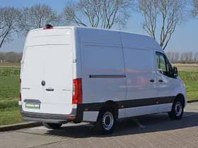 Mercedes-Benz Sprinter thumbnail 3