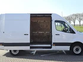 Mercedes-Benz Sprinter thumbnail 14