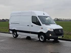 Mercedes-Benz Sprinter thumbnail 4