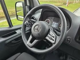 Mercedes-Benz Sprinter thumbnail 9