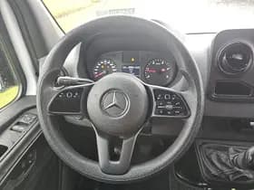 Mercedes-Benz Sprinter thumbnail 10