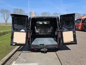 Ford Transit thumbnail 14