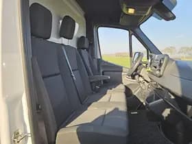 Mercedes-Benz Sprinter thumbnail 6