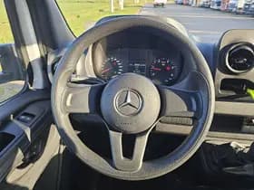 Mercedes-Benz Sprinter thumbnail 10